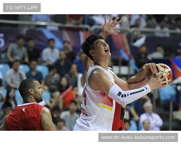 钢铁队长之路：CBA与足球双栖球员的竞技素养与成长之旅